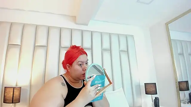 aandreaperez online show from November 2025 11:46:03 AM