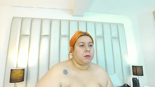 aandreaperez online show from December 2025 11:56:02 AM