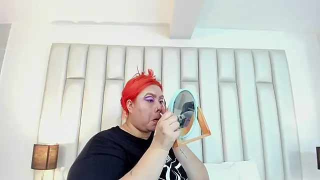 aandreaperez online show from November 2025 12:42:01 PM