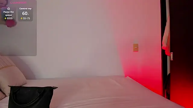 kylie sexy2000 online show from May 2026 11:03:02 PM