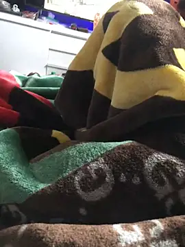 Snapshot of Hugetings chatting on January 2025 06:34:02 PM Hugetings online show from January 2025 06:34:02 PM