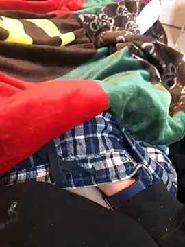 Snapshot of Hugetings chatting on February 2025 08:26:01 PM Hugetings online show from February 2025 08:26:01 PM