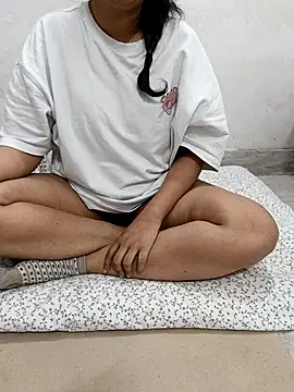 Rubyrosemumbai online show from October 2025 05:06:01 AM