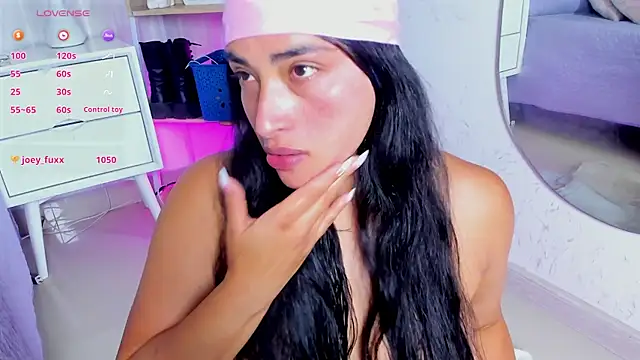 Snapshot of Kirara_22 chatting on July 2026 07:43:01 PM Kirara 22 online show from July 2026 07:43:01 PM
