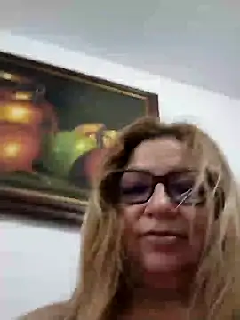 gisela27 online show from March 2025 11:35:02 PM