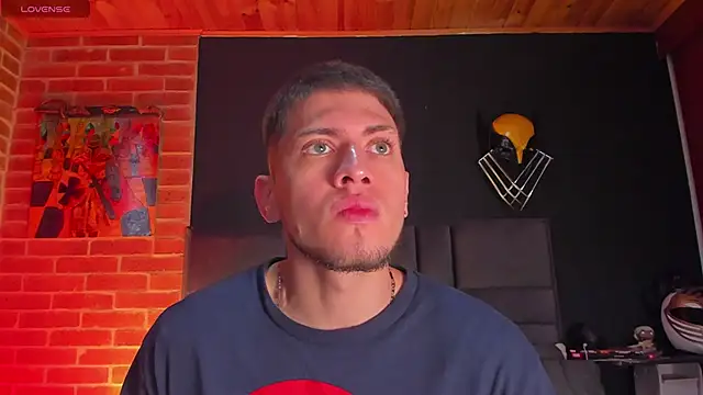 SebastianMaximoff online show from February 2025 12:08:01 PM
