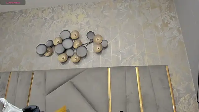 SebastianMaximoff online show from December 2025 07:46:02 PM