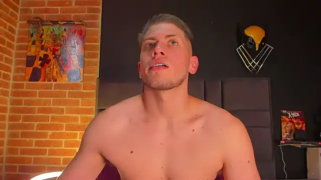 SebastianMaximoff online show from March 2025 05:43:02 PM