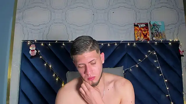 SebastianMaximoff online show from December 2025 08:04:02 PM