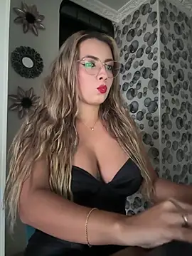 Snapshot of ValeriaHot69 chatting on March 2025 10:53:01 PM ValeriaHot69 online show from March 2025 10:53:01 PM