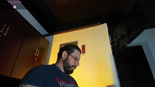 CamiloGray  online show from January 2026 01:48:02 PM