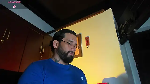 CamiloGray  online show from February 2026 03:01:01 PM