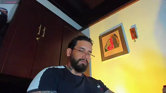 CamiloGray  online show from April 2026 03:29:01 PM