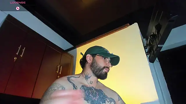 CamiloGray  online show from January 2026 03:52:02 PM