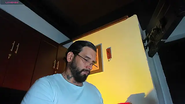 CamiloGray  online show from February 2026 02:07:01 PM