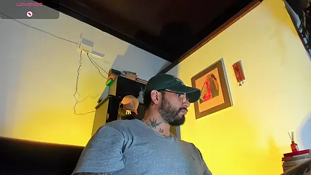 CamiloGray  online show from November 2025 01:10:02 PM