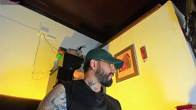 CamiloGray  online show from November 2025 01:59:02 PM