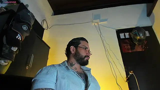 CamiloGray  online show from January 2026 01:50:02 PM