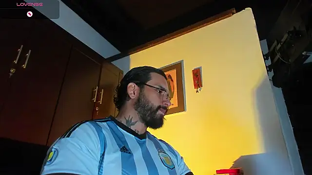 CamiloGray  online show from February 2026 02:50:01 PM