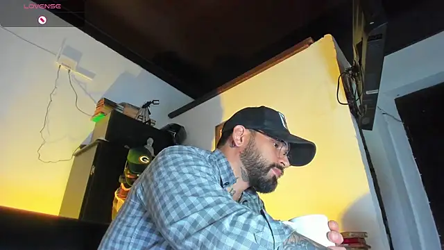 CamiloGray  online show from September 2025 02:56:01 PM