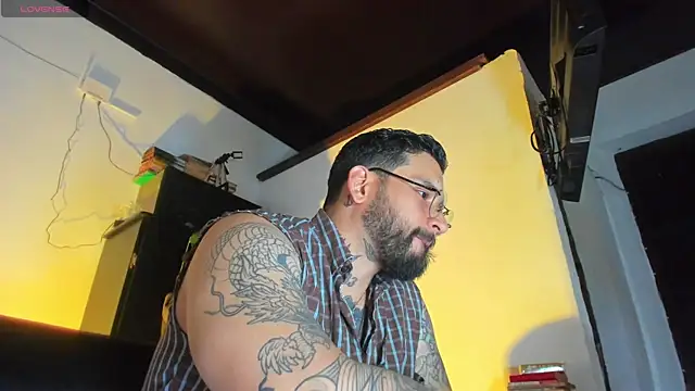 CamiloGray  online show from September 2025 01:51:01 PM