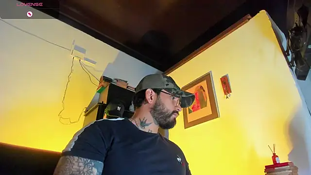 CamiloGray  online show from December 2025 01:53:02 PM