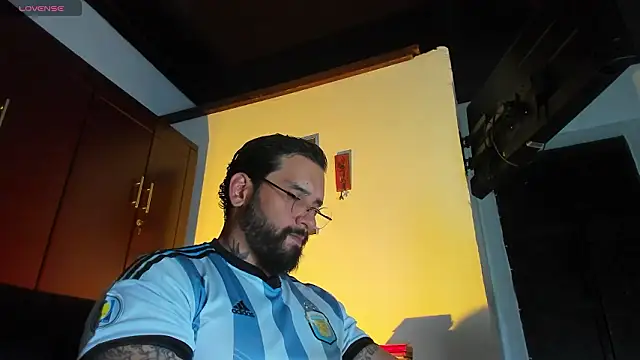 CamiloGray  online show from February 2026 02:47:01 PM