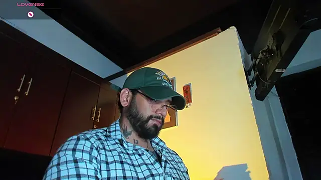 CamiloGray  online show from February 2026 03:12:02 PM