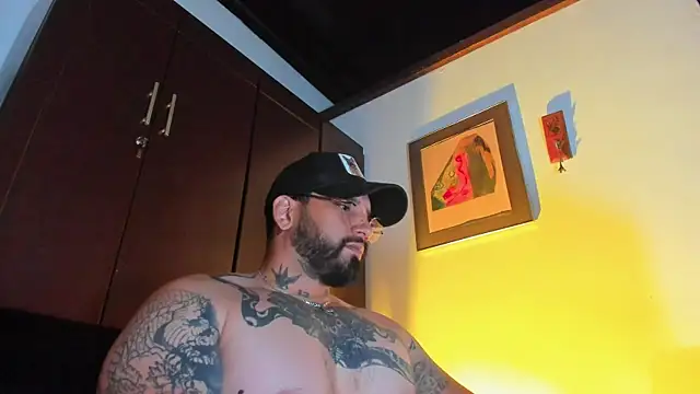 Snapshot of CamiloGray_ chatting on May 2026 12:22:02 PM CamiloGray online show from May 2026 12:22:02 PM