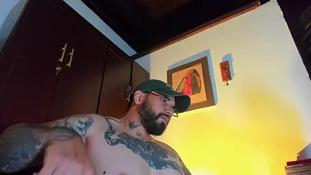 Snapshot of CamiloGray_ chatting on May 2026 02:04:02 PM CamiloGray online show from May 2026 02:04:02 PM