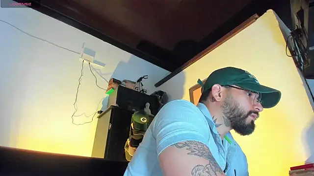 CamiloGray  online show from October 2025 02:07:01 PM