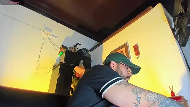 CamiloGray  online show from November 2025 02:11:01 PM