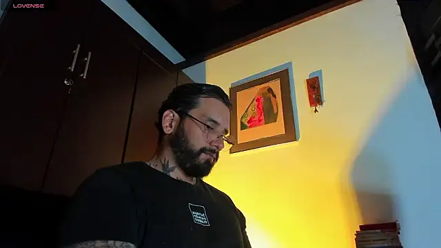 CamiloGray  online show from March 2026 02:33:01 PM