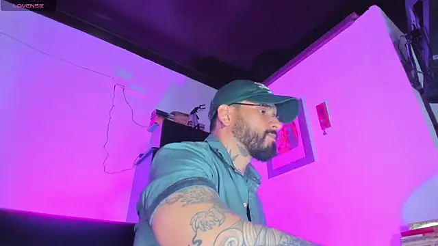 CamiloGray  online show from September 2025 02:12:01 PM