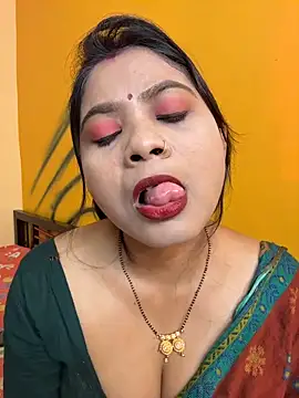 wow-wow-sexy online show from March 2026 06:19:01 PM