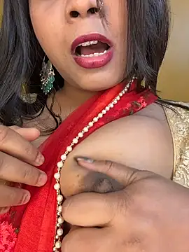 wow-wow-sexy online show from February 2026 06:38:02 PM