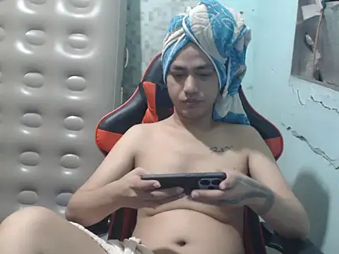 Snapshot of itsmacky4u chatting on September 2025 11:25:01 AM itsmacky4u online show from September 2025 11:25:01 AM