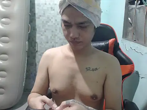 itsmacky4u online show from October 2025 10:03:02 AM