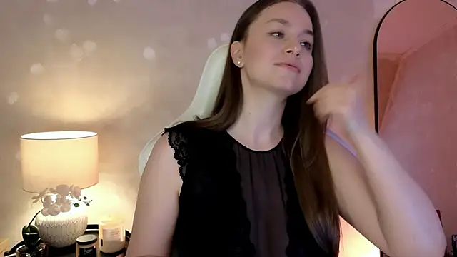 MilaFleur online show from September 2025 02:21:02 PM