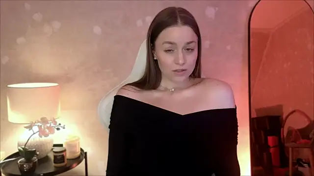 MilaFleur online show from November 2025 03:11:01 PM