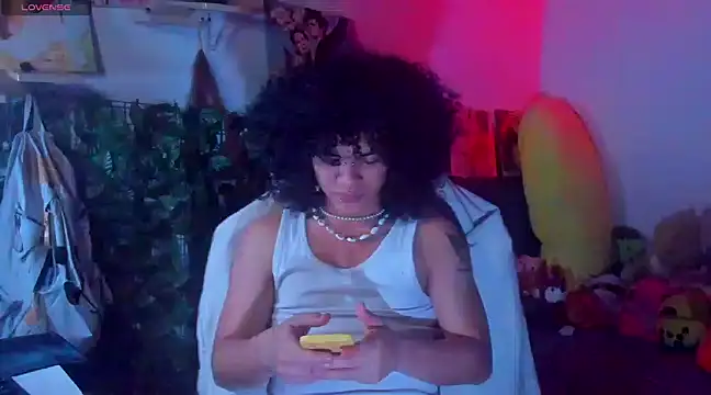 Snapshot of sweetvond_ chatting on March 2025 03:49:02 AM sweetvond  online show from March 2025 03:49:02 AM