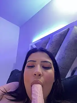 cutesarah  online show from February 2025 12:41:01 AM