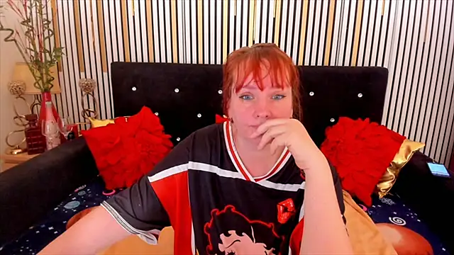 SinFulTitsDD online show from February 2026 01:19:01 PM