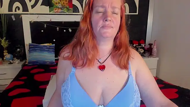 Snapshot of SinFulTitsDD chatting on February 2025 08:20:02 PM SinFulTitsDD online show from February 2025 08:20:02 PM