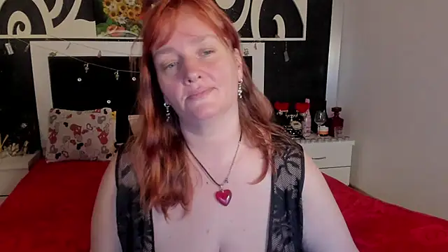 Snapshot of SinFulTitsDD chatting on January 2025 08:18:01 PM SinFulTitsDD online show from January 2025 08:18:01 PM