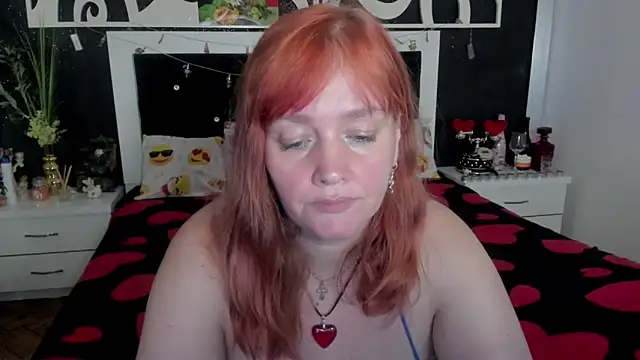 Snapshot of SinFulTitsDD chatting on January 2025 08:10:01 PM SinFulTitsDD online show from January 2025 08:10:01 PM