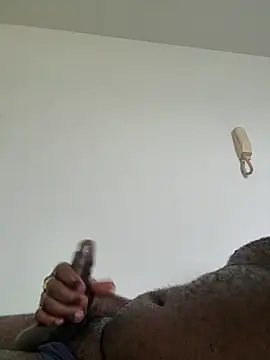 Snapshot of waakenda chatting on December 2025 07:07:02 PM waakenda online show from December 2025 07:07:02 PM