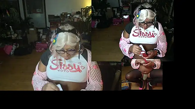 Snapshot of Gray-Platinum-Orchid chatting on December 2024 11:43:01 AM Gray-Platinum-Orchid online show from December 2024 11:43:01 AM