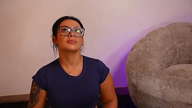anyiled hot online show from May 2026 02:04:02 AM