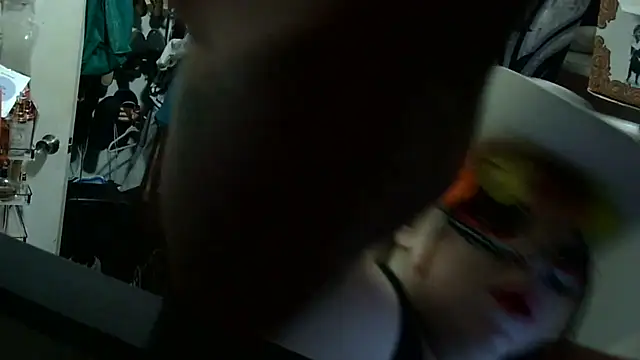 Snapshot of Cataleia21 chatting on October 2025 06:38:01 PM Cataleia21 online show from October 2025 06:38:01 PM